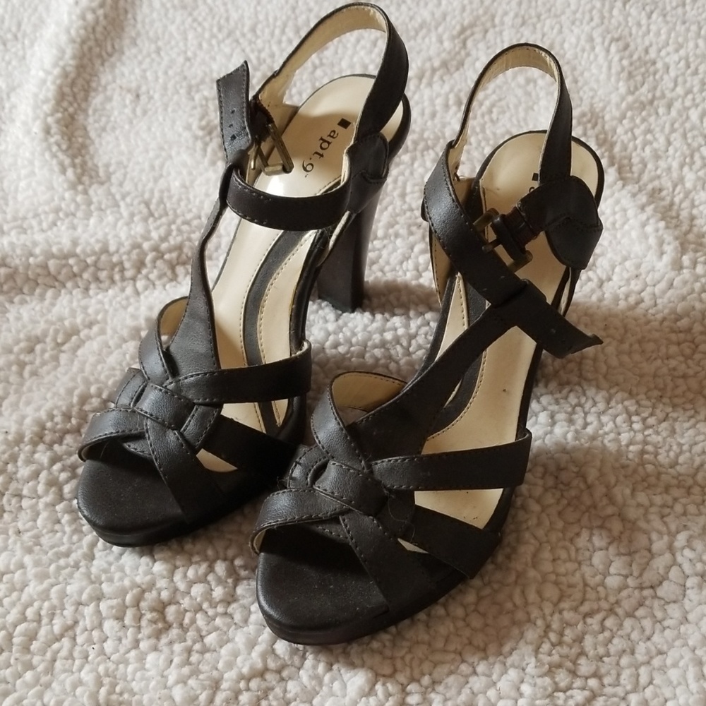 Heeled sandals